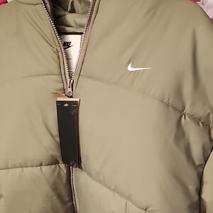 Nike Womens Sage Green Puffer Jacket
